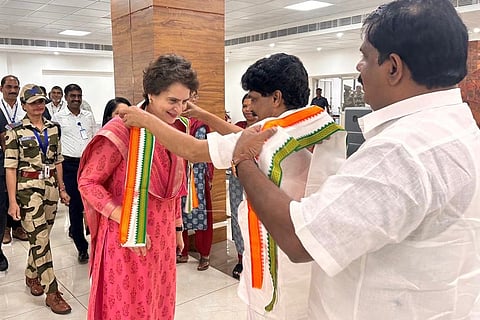 Kalpetta MLA T Siddique welcoming Priyanka Gandhi MP at Calicut International Airport