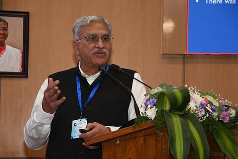 Dr. Shailesh Nayak, Chief Guest of the International Tsunami Symposium 2025, delivered a plenary talk on Tsunami Early Warnings and Challenges, highlighting advances, gaps & future pathways for resilient coasts. 