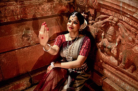 Her Devotional Connect