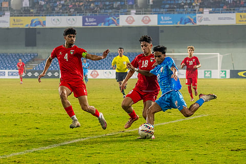Palestinian players in action against India in Ahmedabad on Saturday