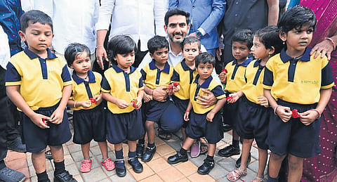 Minister for IT Nara Lokesh inaugurates Kondapaneni Park in Mangalagiri constituency on Thursday 