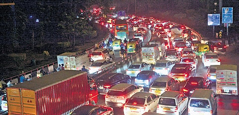 in view of Russian President Vladimir Putin’s visit and huge traffic jam at Dhaula Kuan due to strict security arrangements on Thursday 