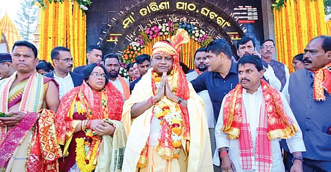 CM Mohan Majhi along with his wife Priyanka Marandi offers prayers at Maa Tarini temple in Ghatagaon in Keonjhar on Sunday | Express
