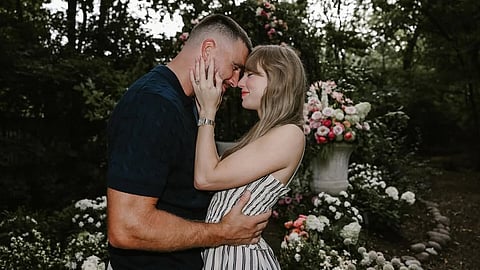 Taylor Swift and Travis Kelce 