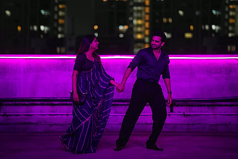 Nimisha Sajayan (L), Ashok Selvan