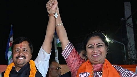 Delhi  Chief Minister Rekha Gupta with BJP president Nitin Nabin. 