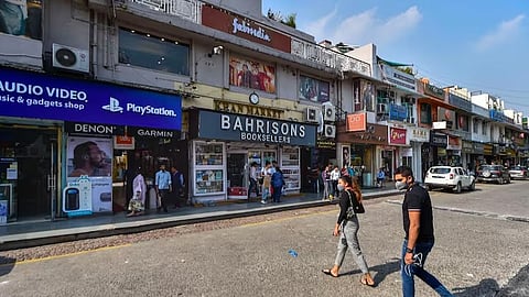 The DFS also issued a fire safety advisory for the festive season, directing all owners and occupiers of restaurants, hotels and clubs to strictly comply with evacuation plans, maintain clear exits and escape routes, ensure that they have valid fire safety certificates and firefighting equipment.