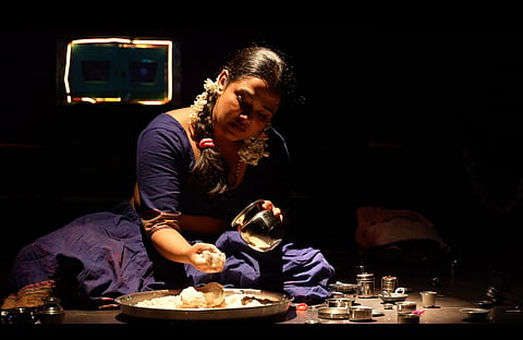 Who fears making a roti? 