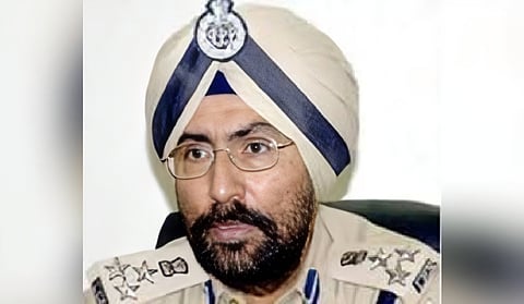 Former Inspector General of Police Amar Singh Chahal shot himself in Patiala. 