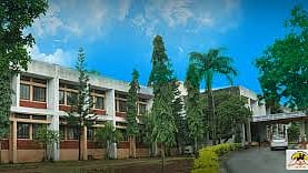 According to the complaint, the original tender, estimated at Rs 5.18 crore, was deliberately escalated to Rs 7.18 crore before being finally awarded at Rs 6.44 crore.