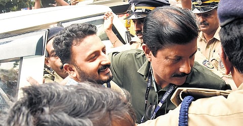 Palakkad MLA Rahul Mamkootathil being brought to the Pathanamthitta General Hospital for medical examination on Sunday 