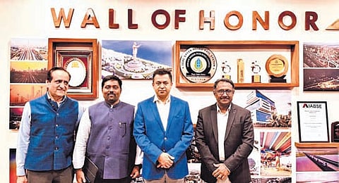 A high-level delegation led by Shri S. Suresh Kumar, IAS, Principal Secretary, Municipal Administration & Urban Development Department, undertook an intensive two-day study visit to the Mumbai Metropolitan Region (MMR) on 12 &13 January 2026. 