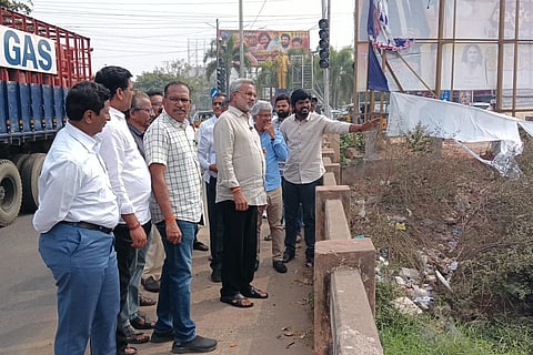 Kakinada city MLA Vanamadi Venkateswara Rao and KMC officials inspect the Indrapalem locks area. 