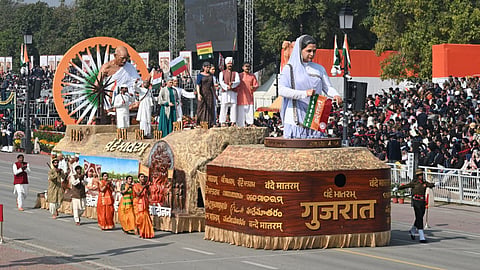 Gujarat's 'Swatantrata ka Mantra: Vande Mataram’ tableau at the 77th Republic Day Parade at Kartavya Path.