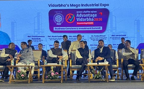 Maharashtra CM, Union Minister Nitin Gadkari and others at Vidarbha's Mega Industrial Expo 2026. 