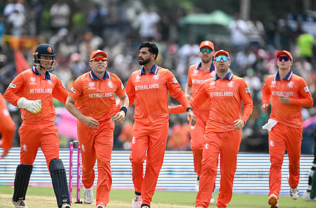 Chasing 157, they sealed a seven wicket win with two overs to spare to remain firmly in contention for a place in the next stage.
