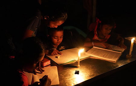  Around 200 families living in the Vandiyur Theerthakadu area near Anna Nagar, Madurai, have been residing in darkness for over 40 years. 