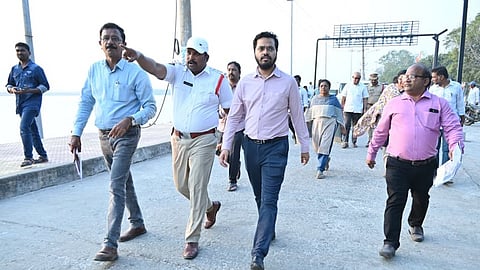 Meena along with the officials inspected arrangements at Kotilingala Ghat , Chintalamma Ghat, Pushkar Ghat, Markandeya Ghat, Saraswati Ghat, and Gautami Ghat. 