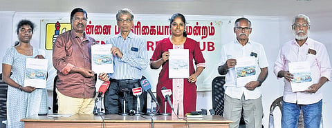 Members of Federation of North Chennai Residents Welfare Association and Alliance of Incinerator Free Chennai releasing the fact-finding report 