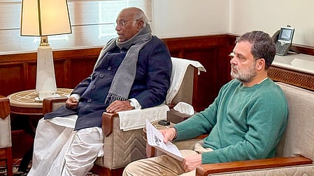Leader of Opposition Rahul Gandhi with Congress President Mallikarjun Kharge.