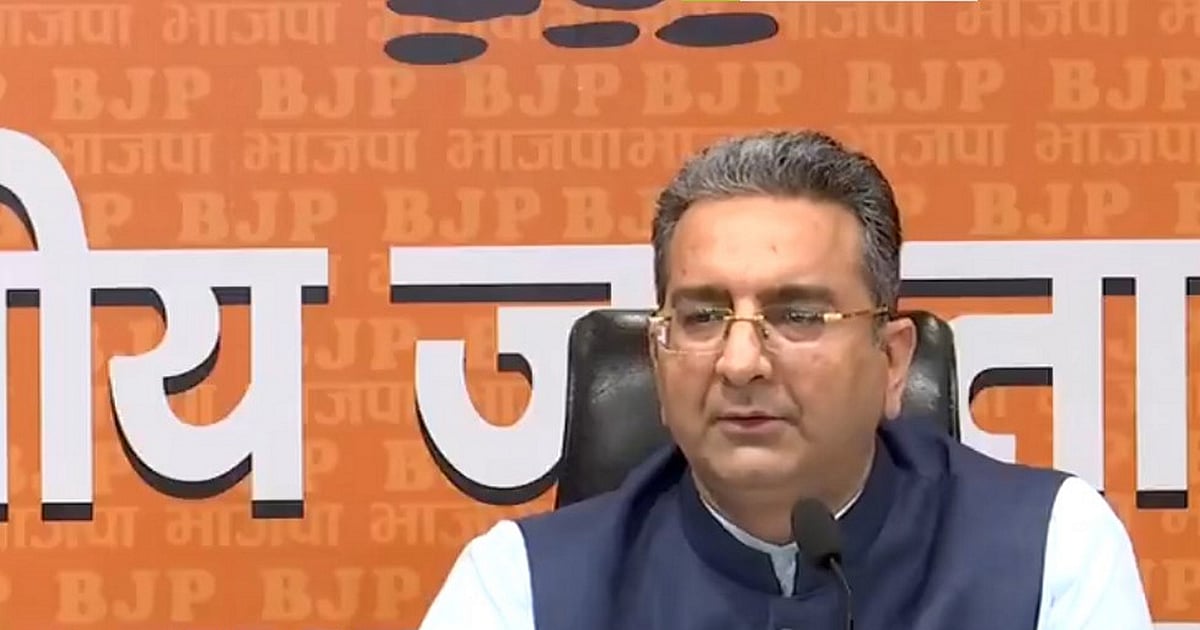 BJP alleges Rahul Gandhi disrupting Parliament to avoid scrutiny of fugitive extradition record