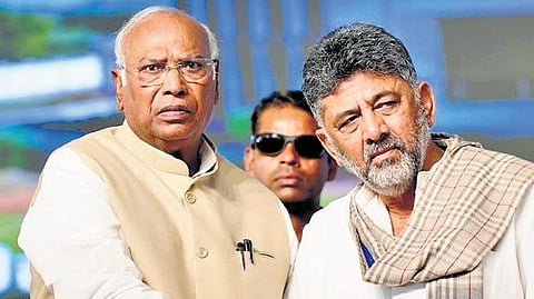 AICC chief Mallikarjun Kharge and  Chief Minister-designate D K Shivakumar.