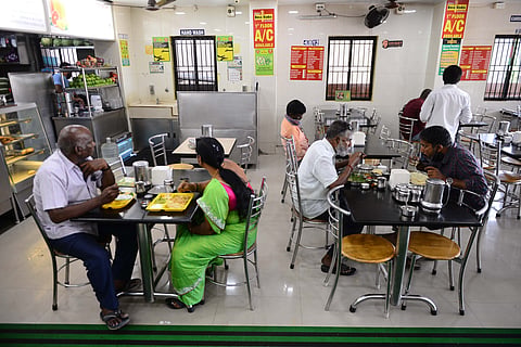 As Chennai gasps due to LPG crisis eateries, customers go in survival mode