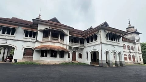 Kowdiar Palace