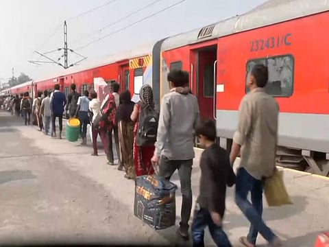 Electorally, blue-collar migrants are emerging as a decisive bloc. Around 22 lakh migrant voters are estimated to carry direct political weight.