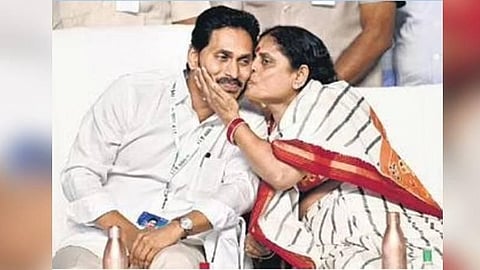 Former Andhra CM YS Jagan Mohan Reddy and his mother YS Vijayamma. 