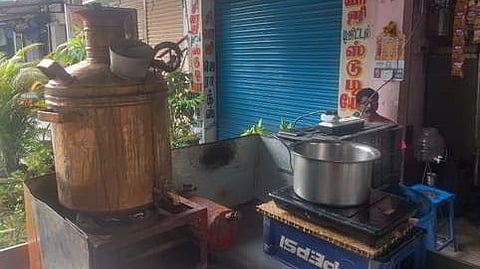 Teashops in Dharmapuri have moved to kerosene stoves, as LPG supply drops. 