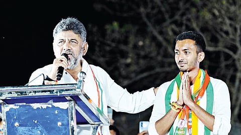 Deputy Chief Minister DK Shivakumar campaigns for Congress’ Davanagere South candidate Samarth Shamanur in Davanagere on Thursday evening 