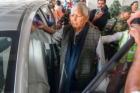 Lalu Prasad accuses Nitish Kumar of 'vendetta politics' over bungalow eviction, security downgrade