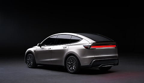Model Y L comes with a claimed range of up to 681 km (WLTP), 0-100 km/h acceleration in 5 seconds and cargo space up to 2,539 litres.