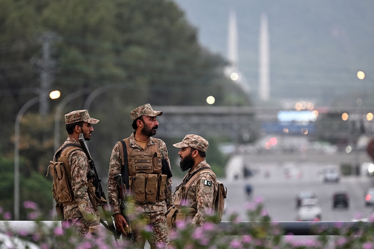 US pushes for direct talks in Islamabad as Iran demands indirect mediation