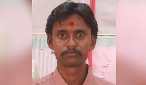 Kinnera Gum Shavali (35) was habituated to alcohol and had been harassing his wife, Kinnera Kantha. 