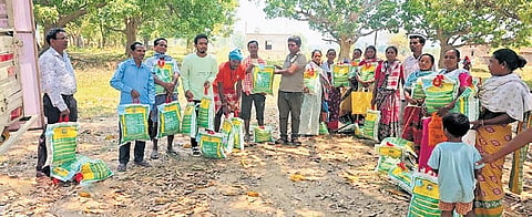 High-quality paddy seeds being distributed to farmers in Sundargarh.