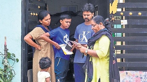 Charge officers and revenue officials have been instructed to accompany enumerators and cross-check the houses marked as locked before conducting the census work in the evening. 