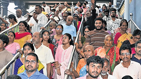 Devotees thronged Durga Temple on Sunday during summer holidays and the weekend.