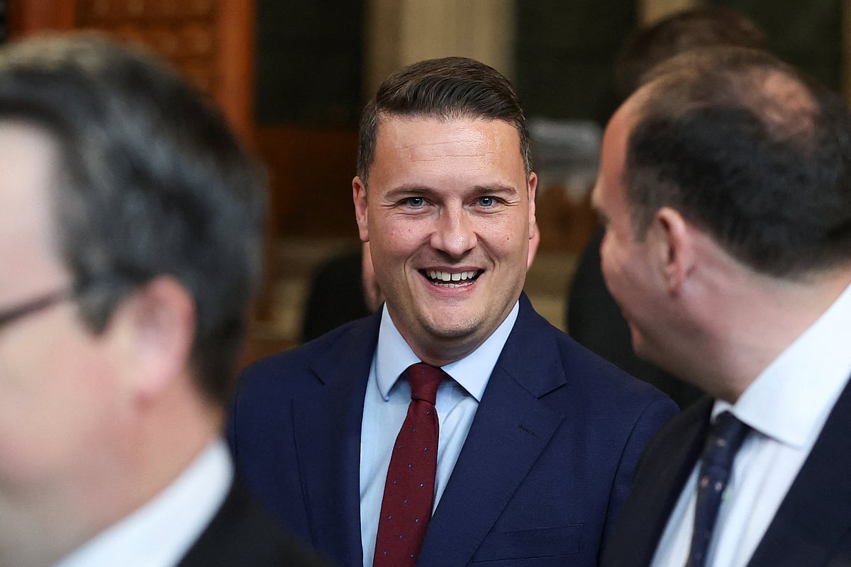 UK health secretary resigns, setting up a Labour leadership challenge to Keir Starmer