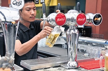 Beers, whiskeys get cheaper by 20-25%  in Karnataka