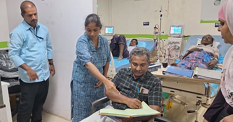 NTR Vydya Seva Kakinada district Coordinator Radha Krishna inspects Nephroplus Dialysis unit in Kakinada GGH. 