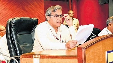 MCD Commissioner Sanjeev Khirwar during the review meeting on Friday.