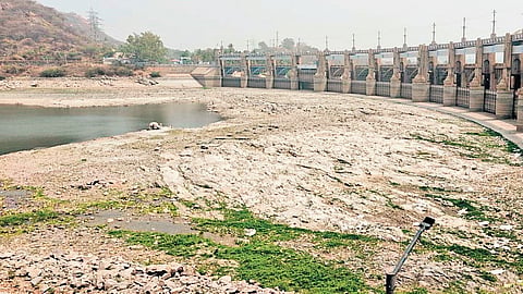 Water storage at Mettur Dam stands below 80 feet.