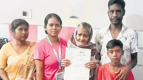 75-year-old Geetha Biswas from West Bengal gets reunited with her family after 35 years, in Vizag.