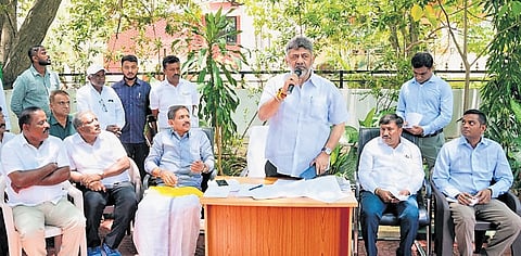 DCM DK Shivakumar holds a meeting with farmer leaders 