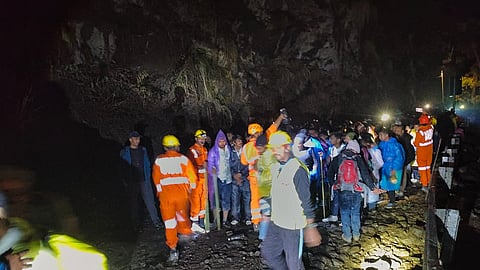 Responding instantly, an SDRF team led by Sub-Inspector Ashish Dimri was dispatched with specialised rescue equipment. Upon arrival, they joined forces with the NDRF to launch a coordinated evacuation drive.