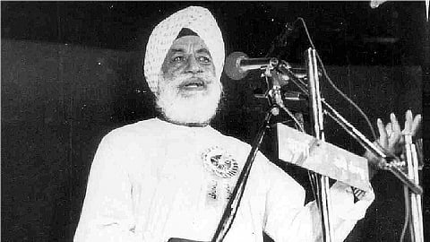 Urdu poet Kanwar Mohinder Singh Bedi 'Sahar'
