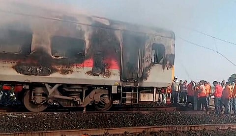 Fire in Rajdhani express. 