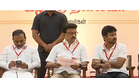 DMK youth wing passes resolution condemning Congress for 'betrayal', accuses party of abandoning Alliance for power